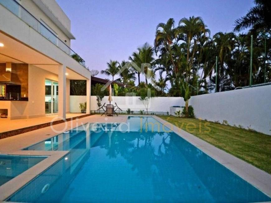 Casa em Condomínio Jardim Acapulco  