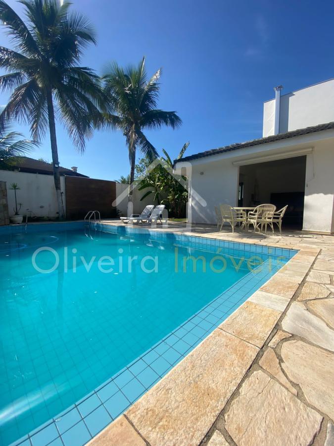 Casa em Condomínio Jardim Acapulco  
