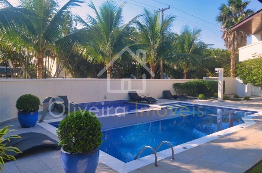 Casa em Condomínio Jardim Acapulco  