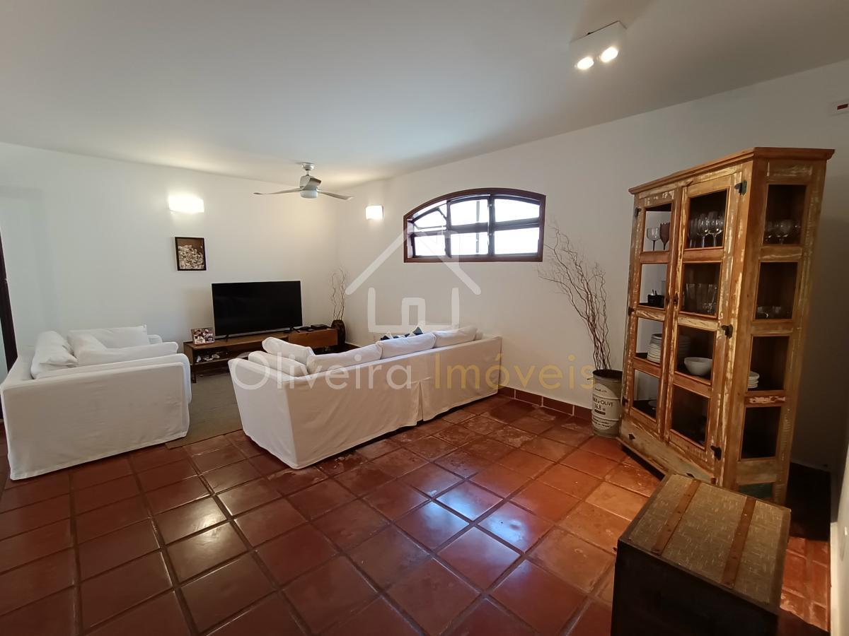 Casa em Condomínio Jardim Acapulco  