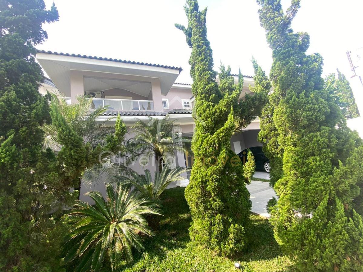 Casa em Condomínio Jardim Acapulco  