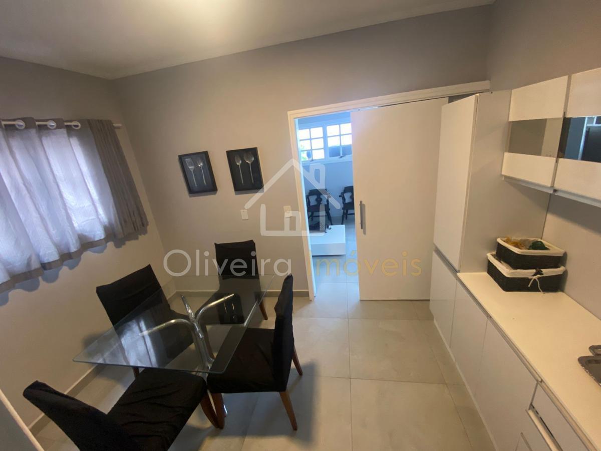 Casa em Condomínio Jardim Acapulco  