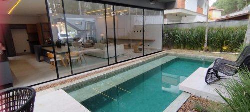 Casa Moderna a Venda e Locação Com 04 Suítes no Alphaville 04