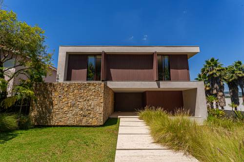 Casa Com 5 Suítes no Tamboré 3
