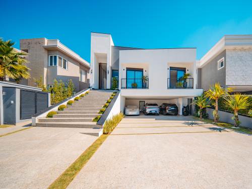 Casa Mobiliada Com 4 Suítes no Tamboré 11