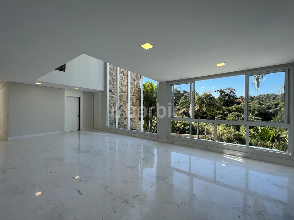 Casa em Condomínio Alphaville Santana de Parnaíba 