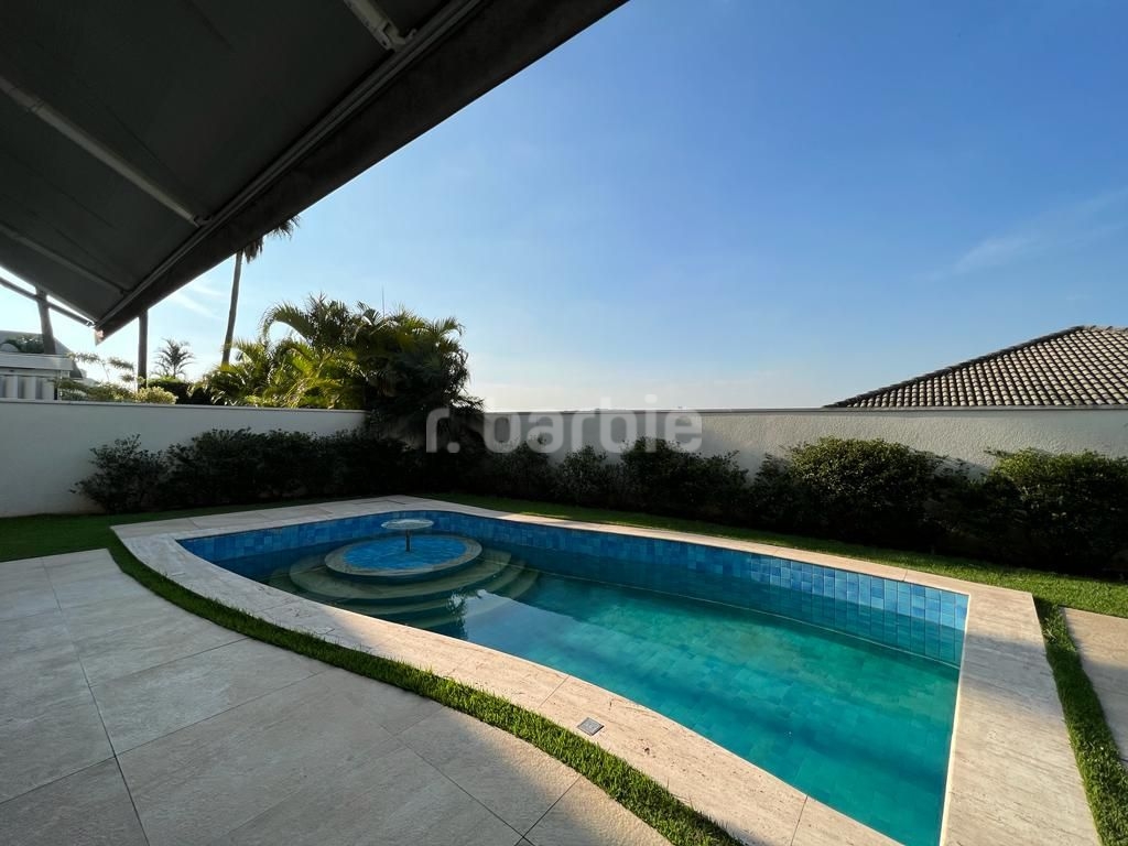 Casa em Condomínio Alphaville Santana de Parnaíba 