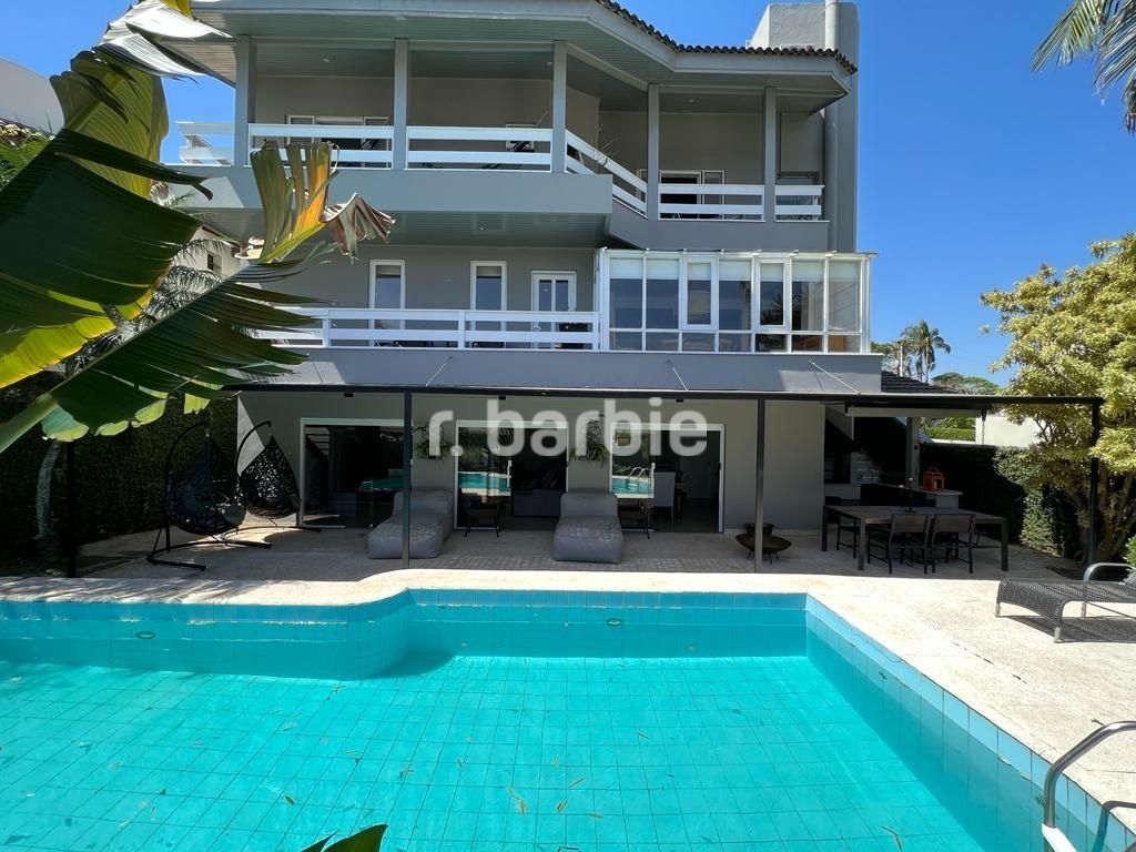 Casa em Condomínio Alphaville Santana de Parnaíba 