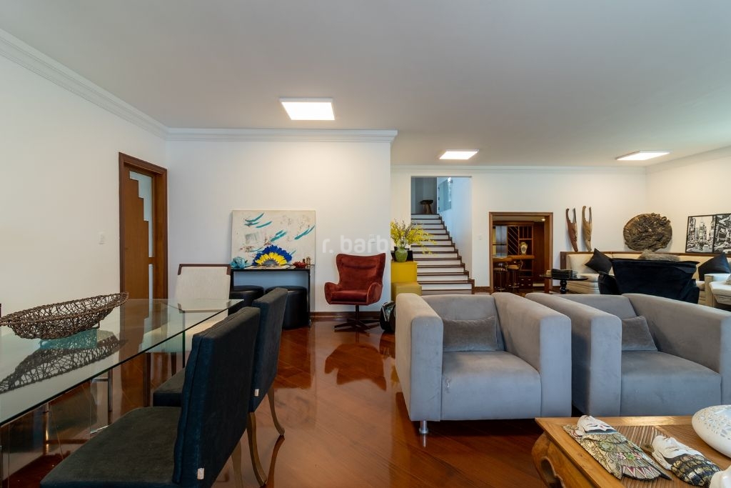 Casa em Condomínio Alphaville Santana de Parnaíba 