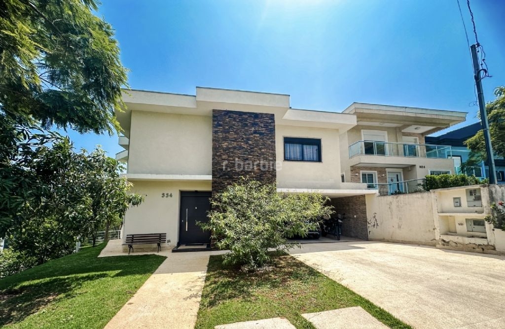 Casa em Condomínio Suru Santana de Parnaíba 