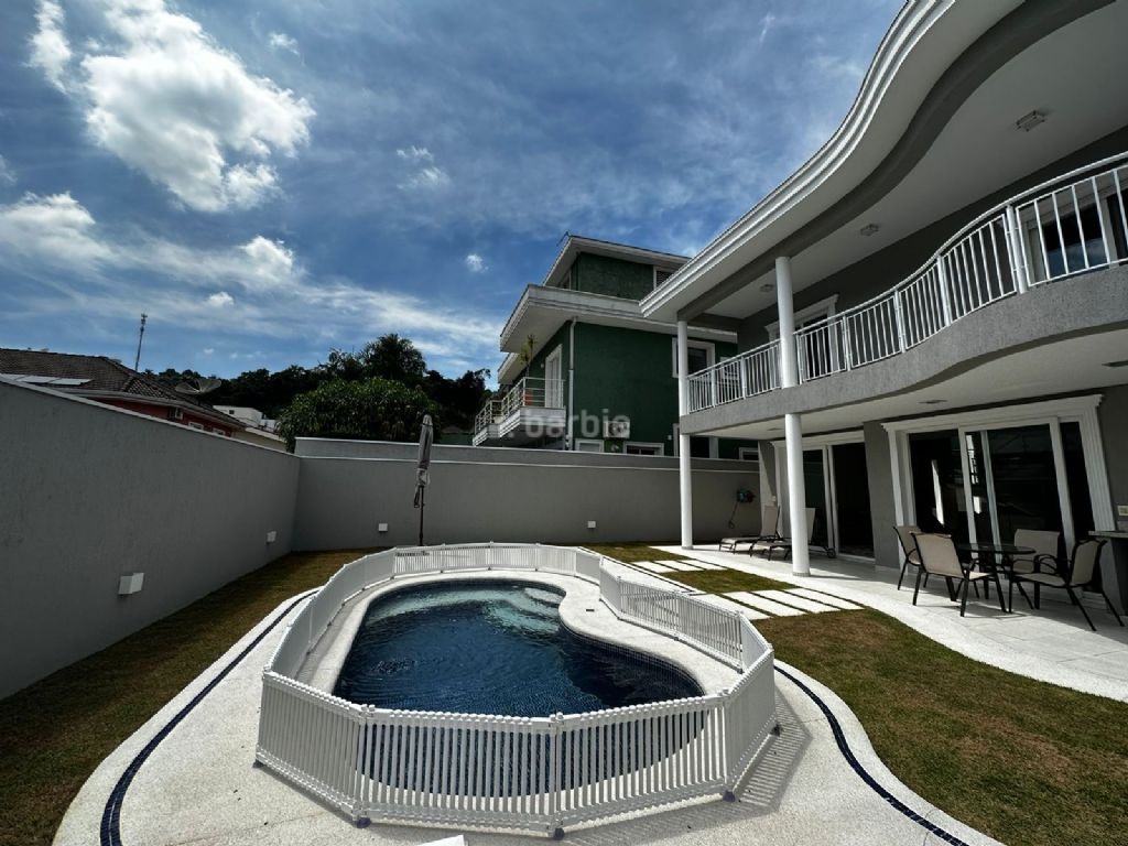 Casa em Condomínio Alphaville  Santana de Parnaíba 