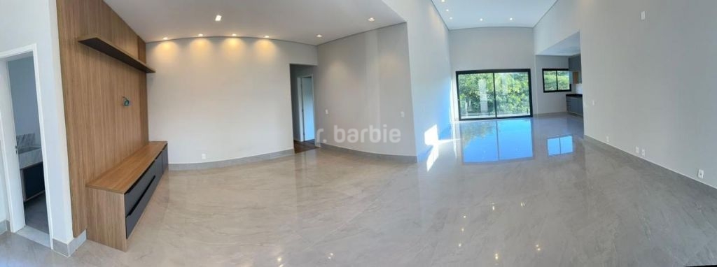 Casa em Condomínio Suru Santana de Parnaíba 