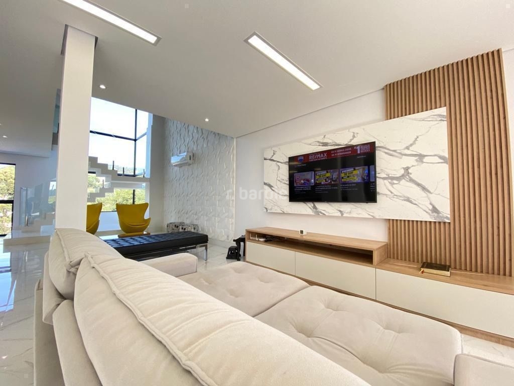 Casa em Condomínio Sítio do Morro Santana de Parnaíba 