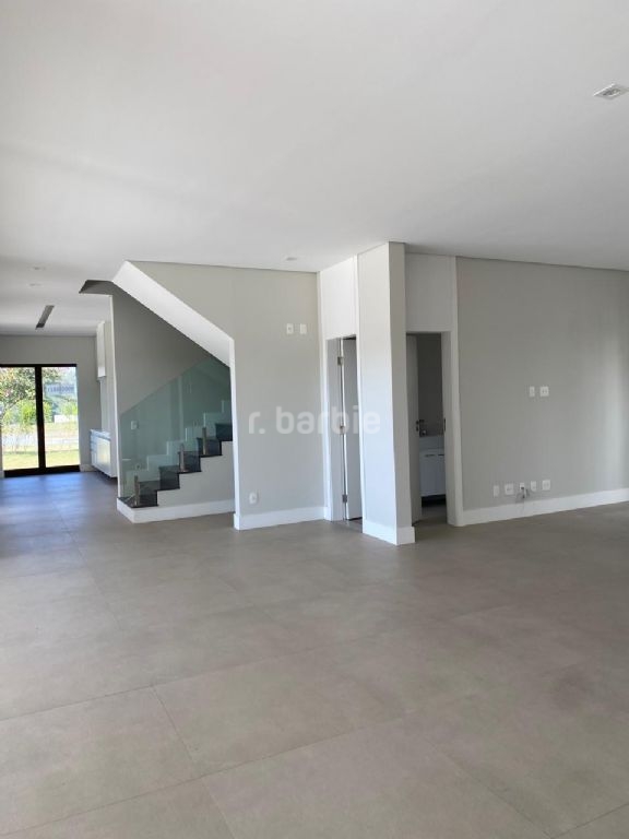 Casa em Condomínio Alphaville Santana de Parnaíba 