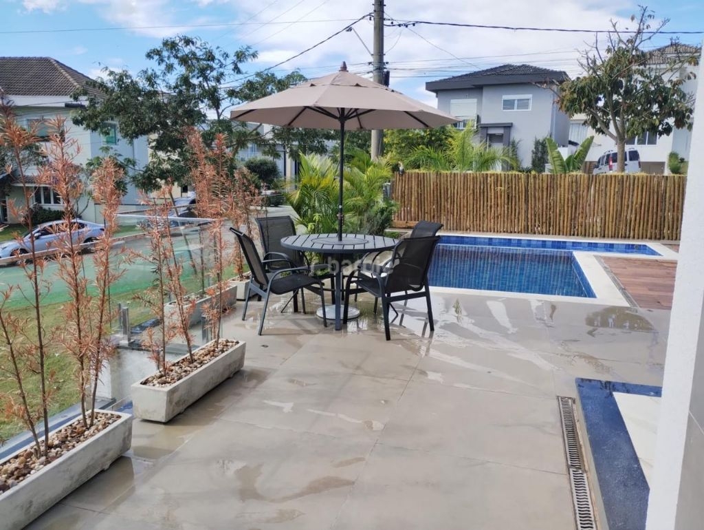 Casa em Condomínio Suru Santana de Parnaíba 