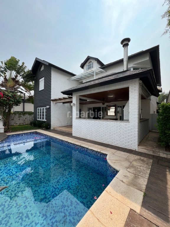 Casa em Condomínio Tamboré Santana de Parnaíba 