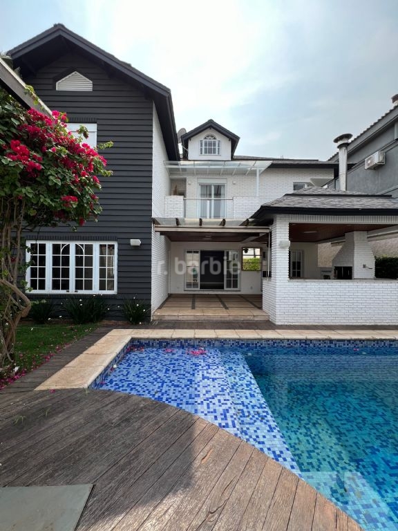 Casa em Condomínio Tamboré Santana de Parnaíba 