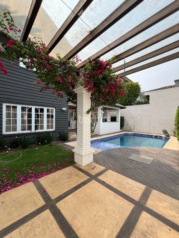 Casa em Condomínio Tamboré Santana de Parnaíba 