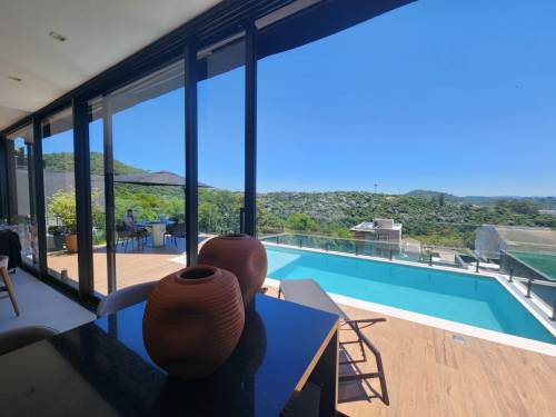 Casa em Condomínio Alphaville Santana de Parnaíba 