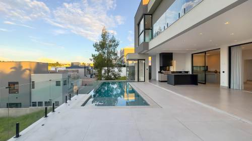 Casa em Condomínio Alphaville Santana de Parnaíba 