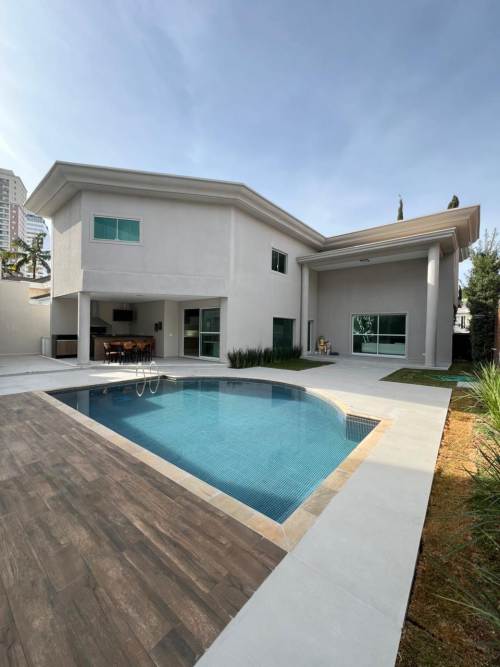 Casa em Condomínio Dezoito do Forte Empresarial/Alphaville. Barueri 