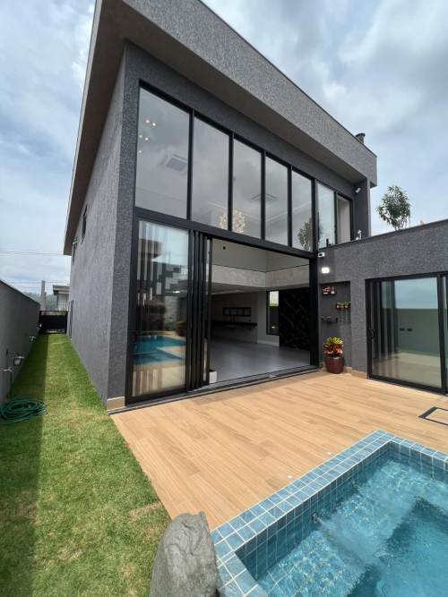 Casa em Condomínio Sítio do Morro Santana de Parnaíba 