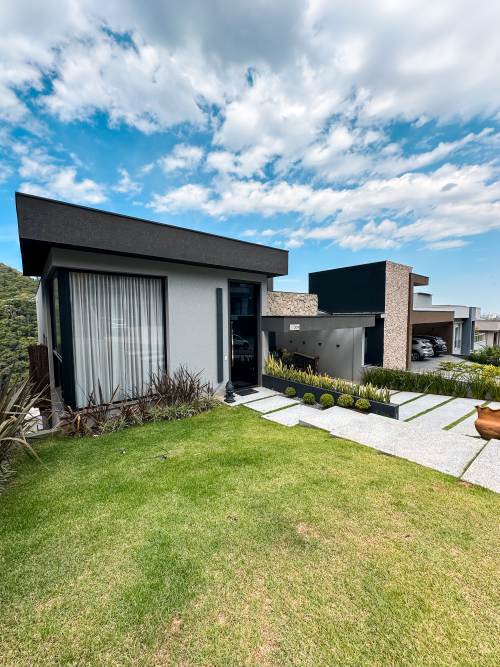 Casa em Condomínio Tamboré Santana de Parnaíba 