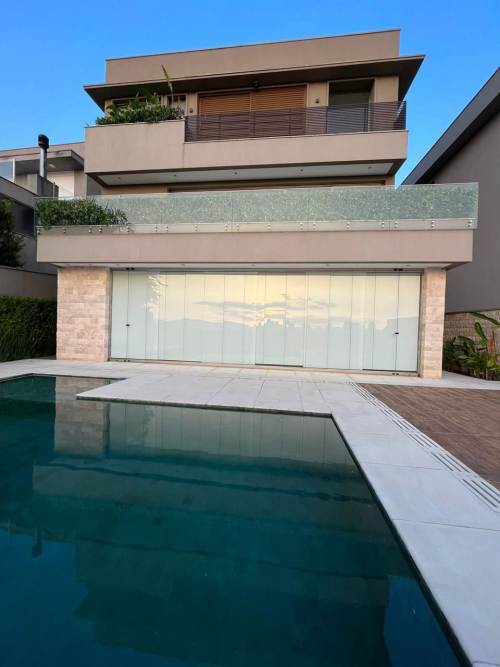 Casa em Condomínio Centro Comercial Jubran Barueri 