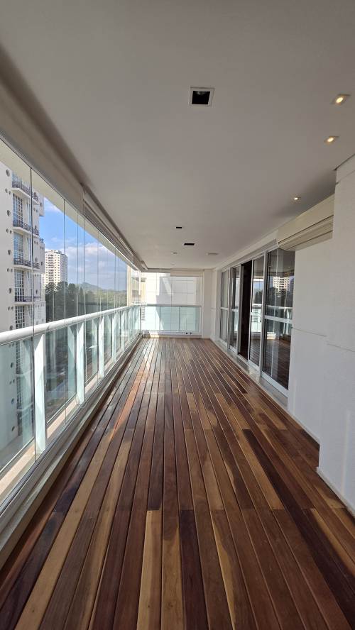 Apartamento Alphaville Centro Industrial e Empresarial/Alphaville. Barueri 