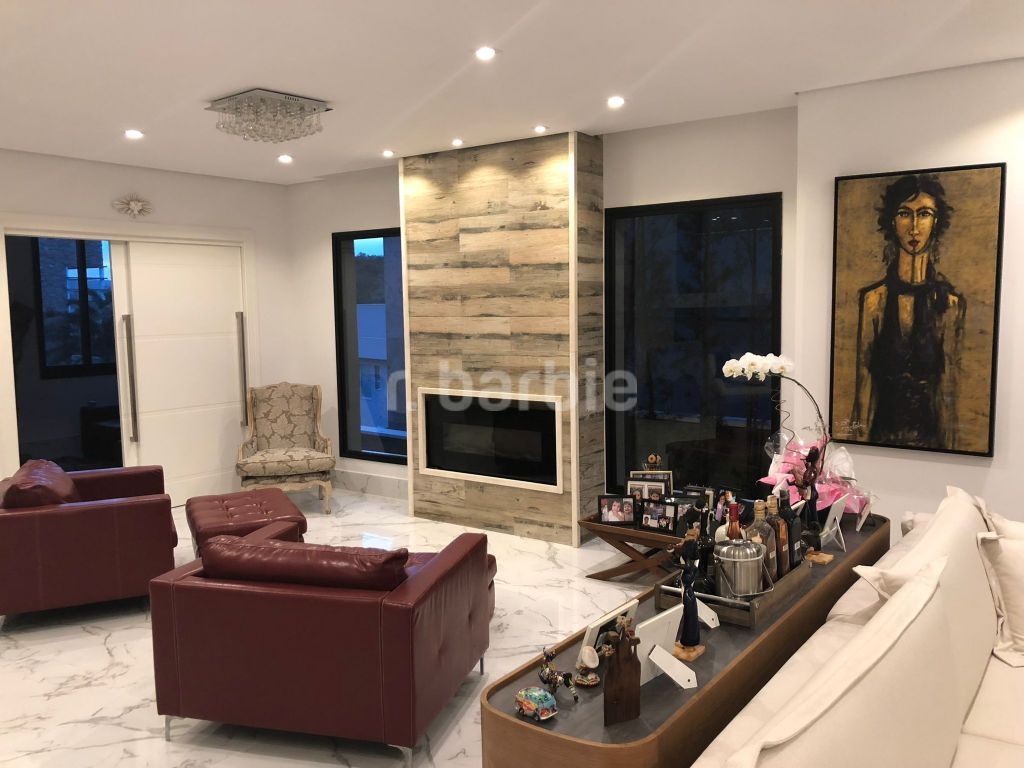 Casa em Condomínio Tamboré Santana de Parnaíba 