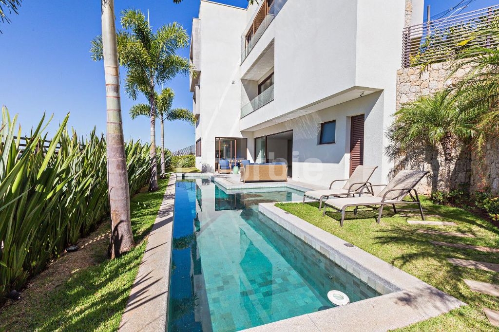 Casa em Condomínio Tamboré Santana de Parnaíba 