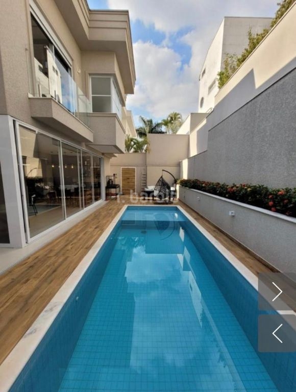 Casa em Condomínio Alphaville Santana de Parnaíba 