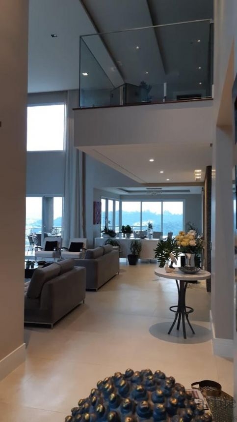 Casa em Condomínio Tamboré Santana de Parnaíba 