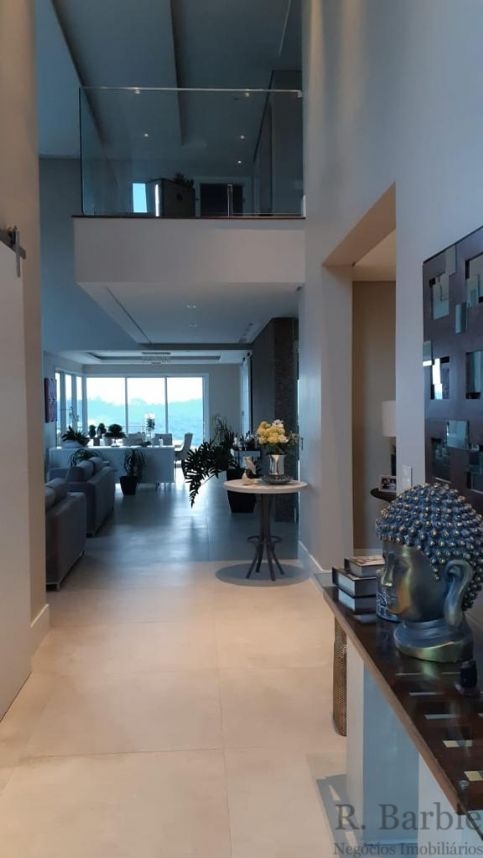 Casa em Condomínio Tamboré Santana de Parnaíba 