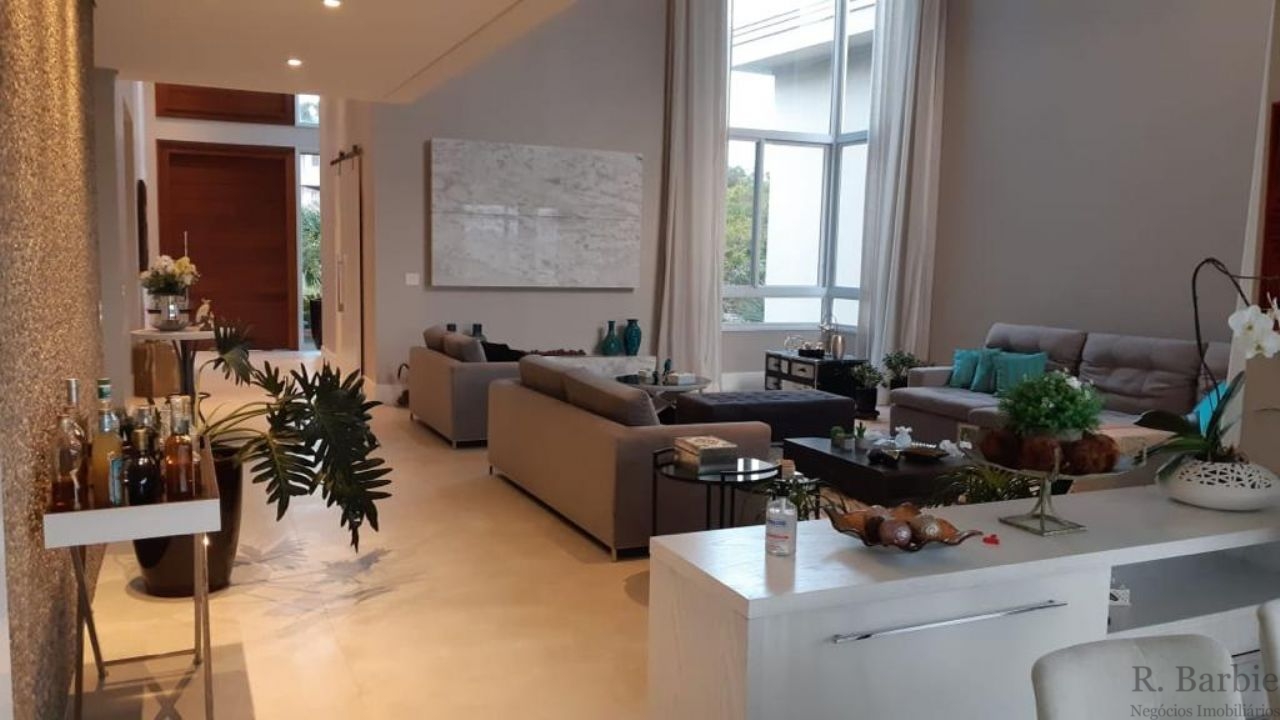 Casa em Condomínio Tamboré Santana de Parnaíba 