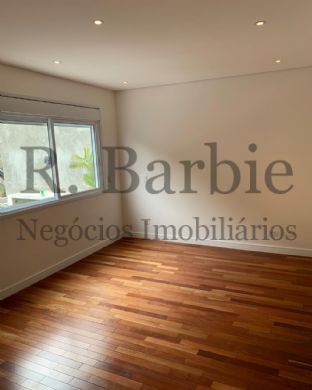 Casa em Condomínio Alphaville Santana de Parnaíba 