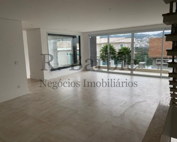 Casa em Condomínio Alphaville Santana de Parnaíba 