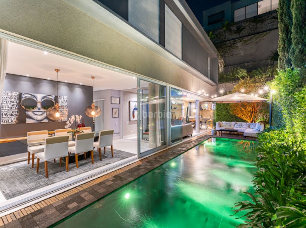 Casa em Condomínio Alphaville Santana de Parnaíba 