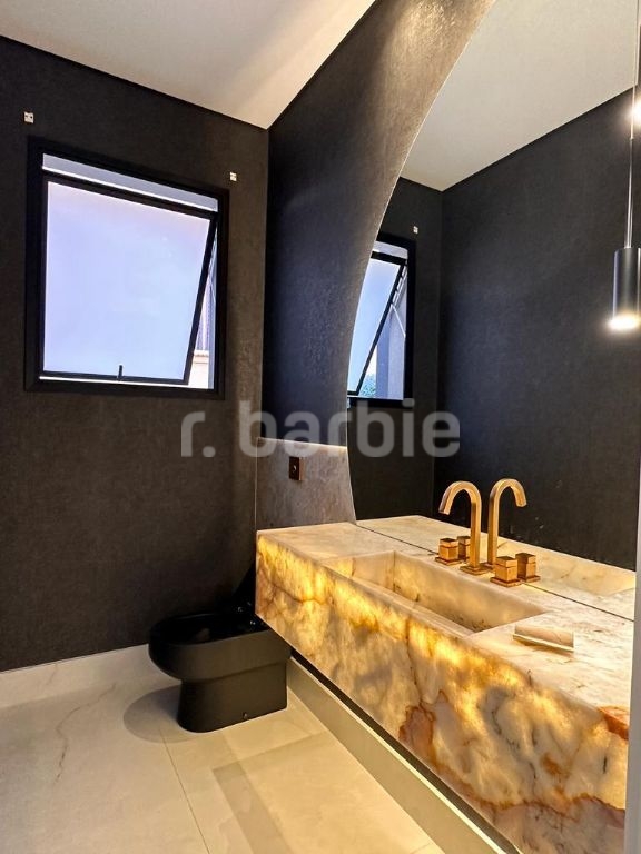 Casa em Condomínio Alphaville Santana de Parnaíba 