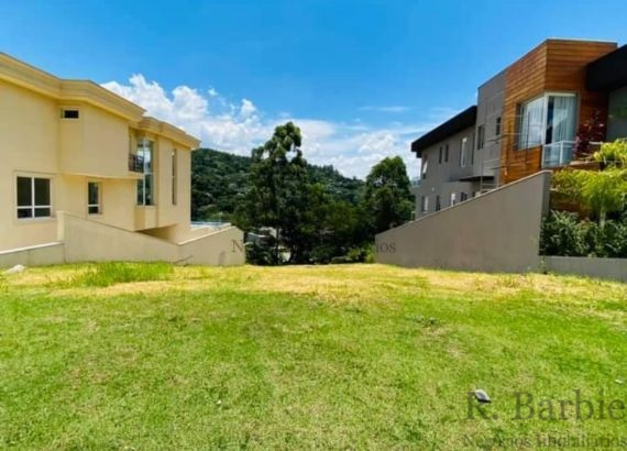 Terreno em Condomínio