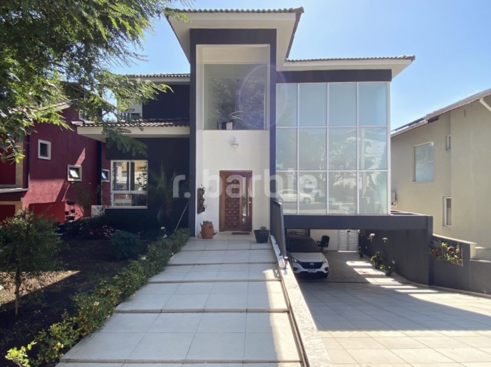 Casa em Condomínio Tarumã Santana de Parnaíba 