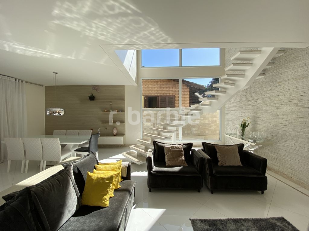 Casa em Condomínio Tarumã Santana de Parnaíba 