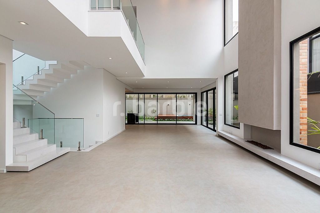 Casa em Condomínio Alphaville Santana de Parnaíba 