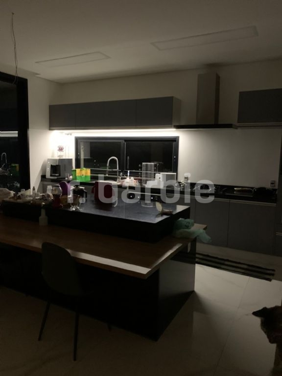 Casa em Condomínio Alphaville Santana de Parnaíba 