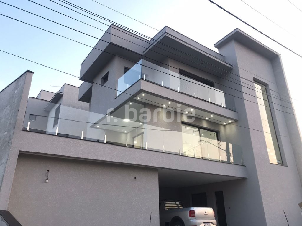 Casa em Condomínio Suru Santana de Parnaíba 