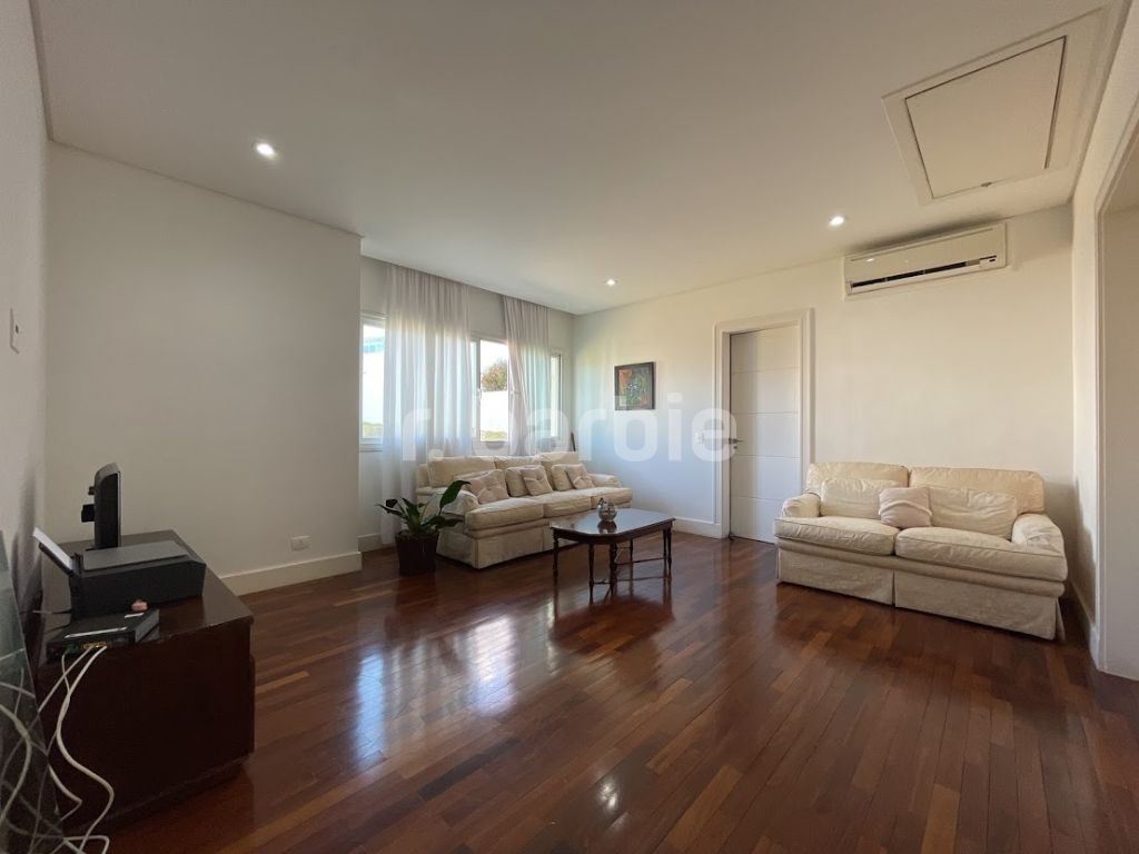 Casa em Condomínio Alphaville Santana de Parnaíba 