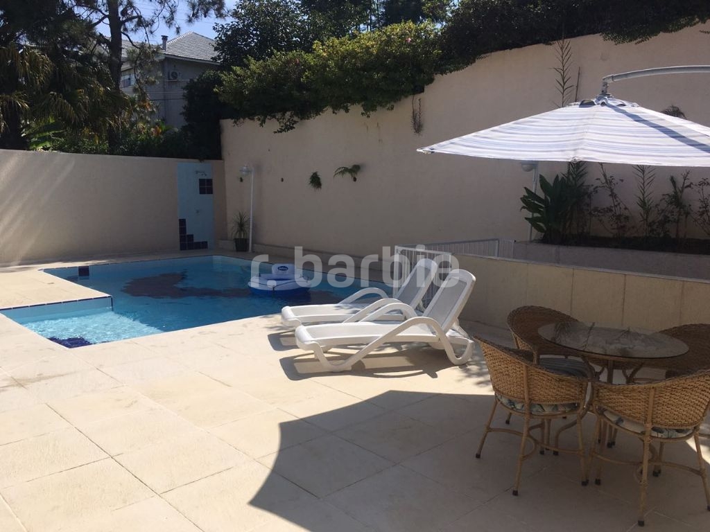 Casa em Condomínio Alphaville Santana de Parnaíba 