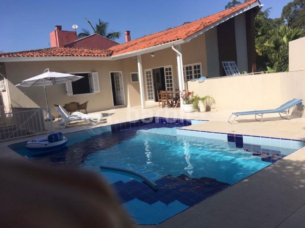 Casa em Condomínio Alphaville Santana de Parnaíba 