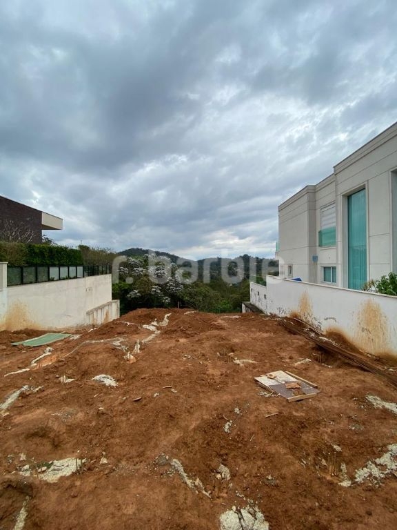 Terreno em Condomínio Alphaville Santana de Parnaíba 