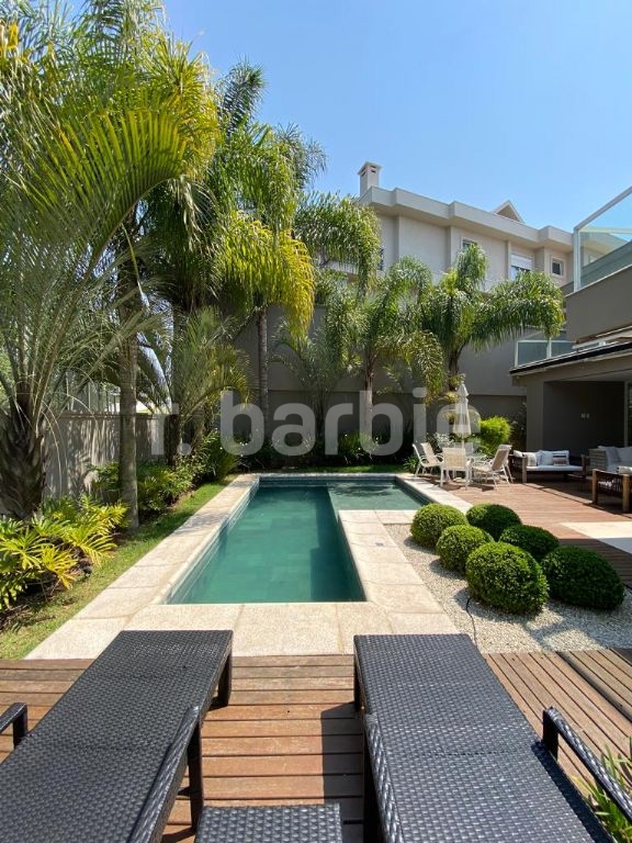 Casa em Condomínio Alphaville Santana de Parnaíba 